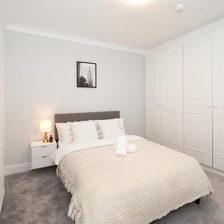 Excellent, Three Bedroom North London Apartment With Free Parking Buitenkant foto