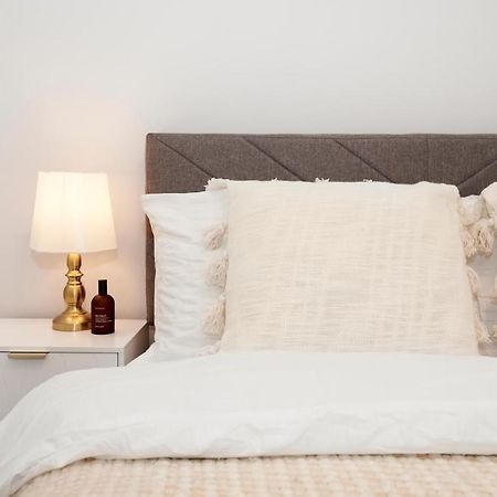 Excellent, Three Bedroom North London Apartment With Free Parking Buitenkant foto