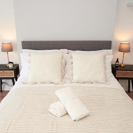 Excellent, Three Bedroom North London Apartment With Free Parking Buitenkant foto