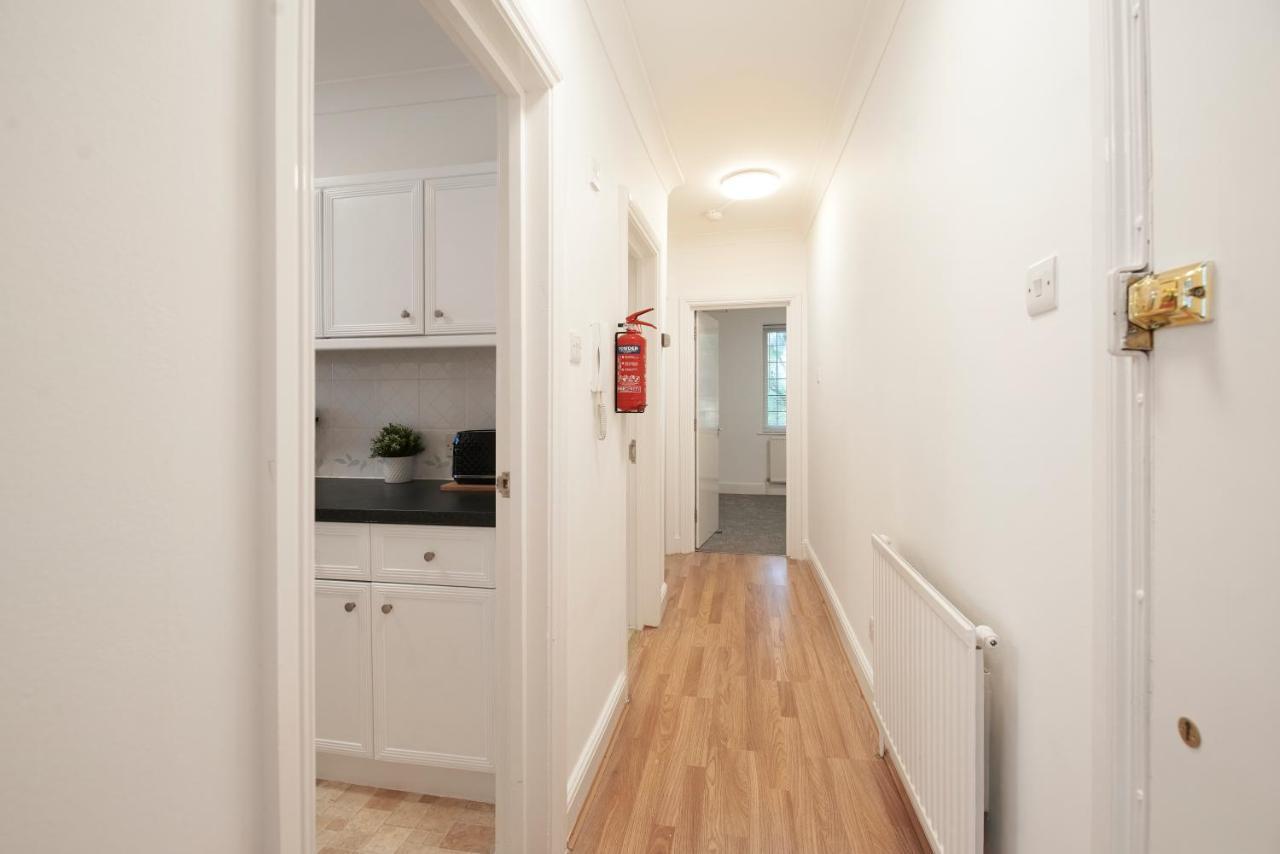 Excellent, Three Bedroom North London Apartment With Free Parking Buitenkant foto