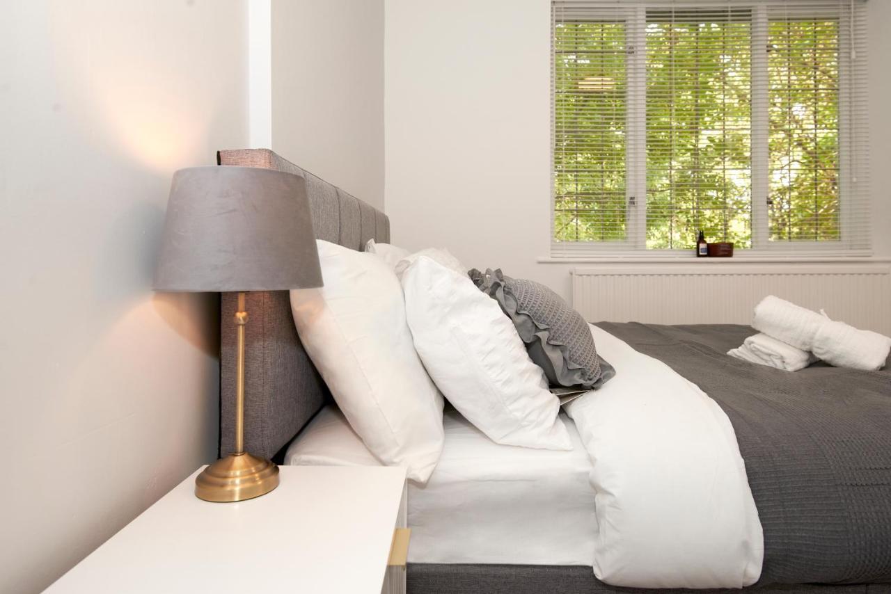 Excellent, Three Bedroom North London Apartment With Free Parking Buitenkant foto