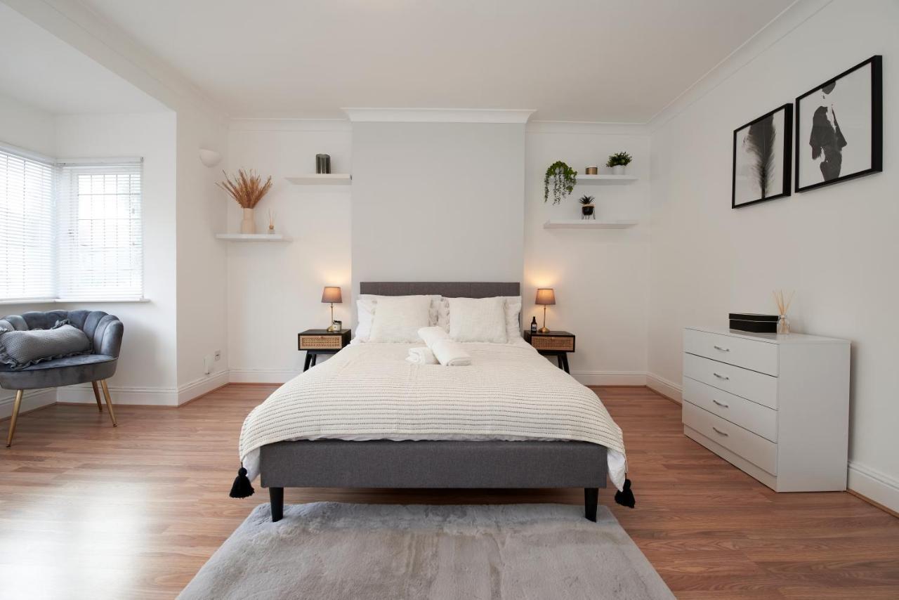 Excellent, Three Bedroom North London Apartment With Free Parking Buitenkant foto